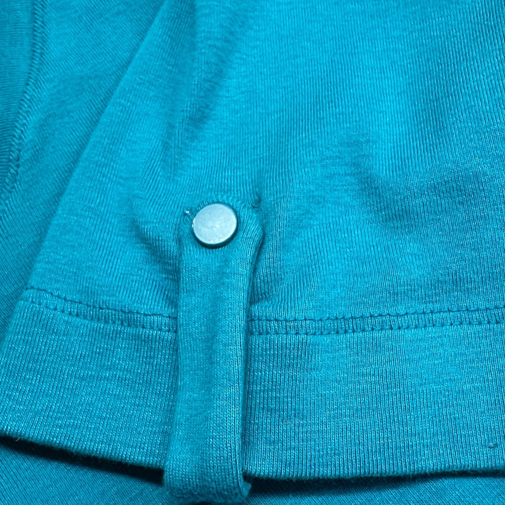 Chico's Turquoise Pima Cotton Shortsleeved V-Neck Tee Large Preowned - Picture 7 of 7